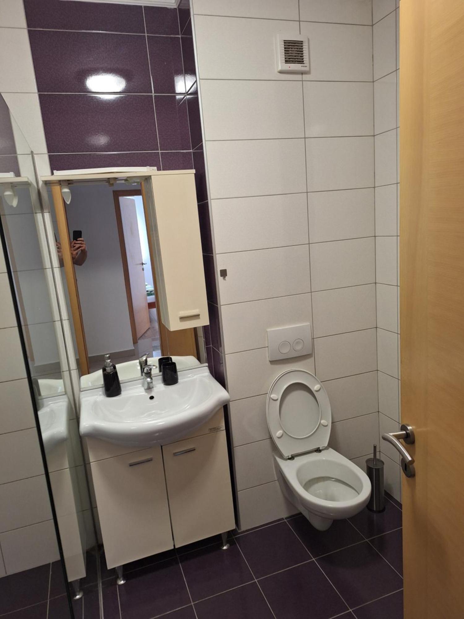 Apartment Enjoy Free Private Parking 모스타르 외부 사진
