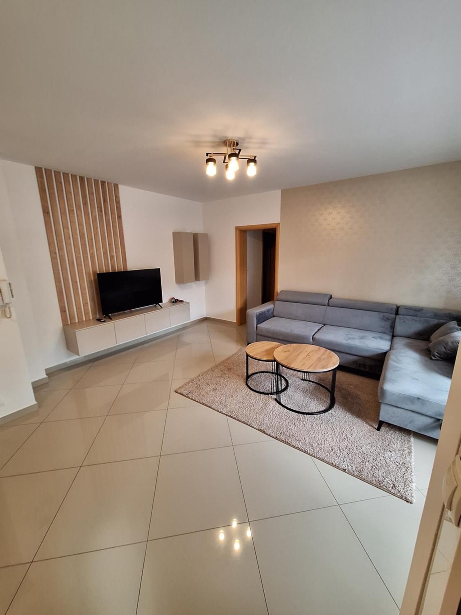 Apartment Enjoy Free Private Parking 모스타르 외부 사진