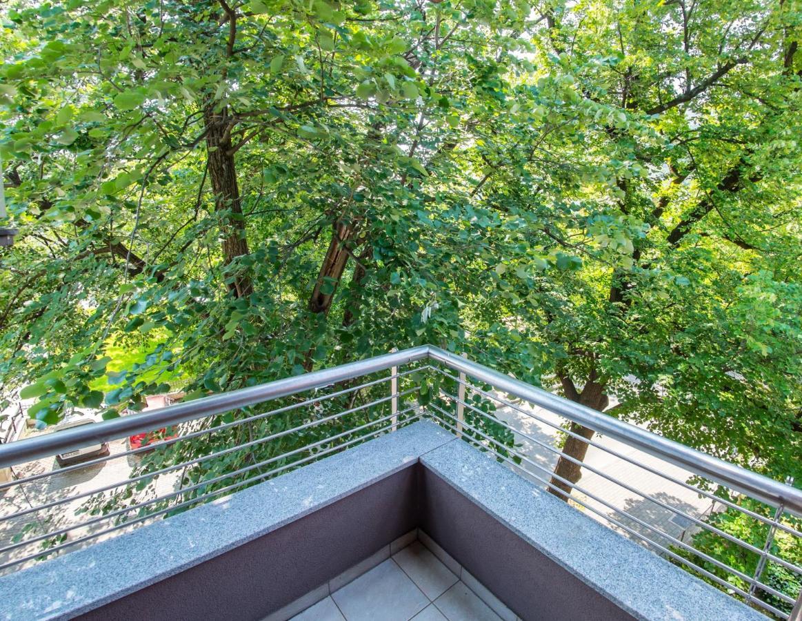 Apartment Enjoy Free Private Parking 모스타르 외부 사진
